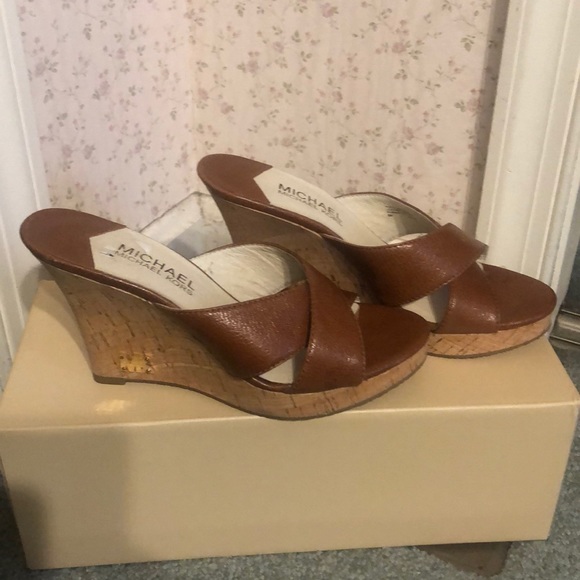 Michael Kors Sandals - Picture 2 of 3